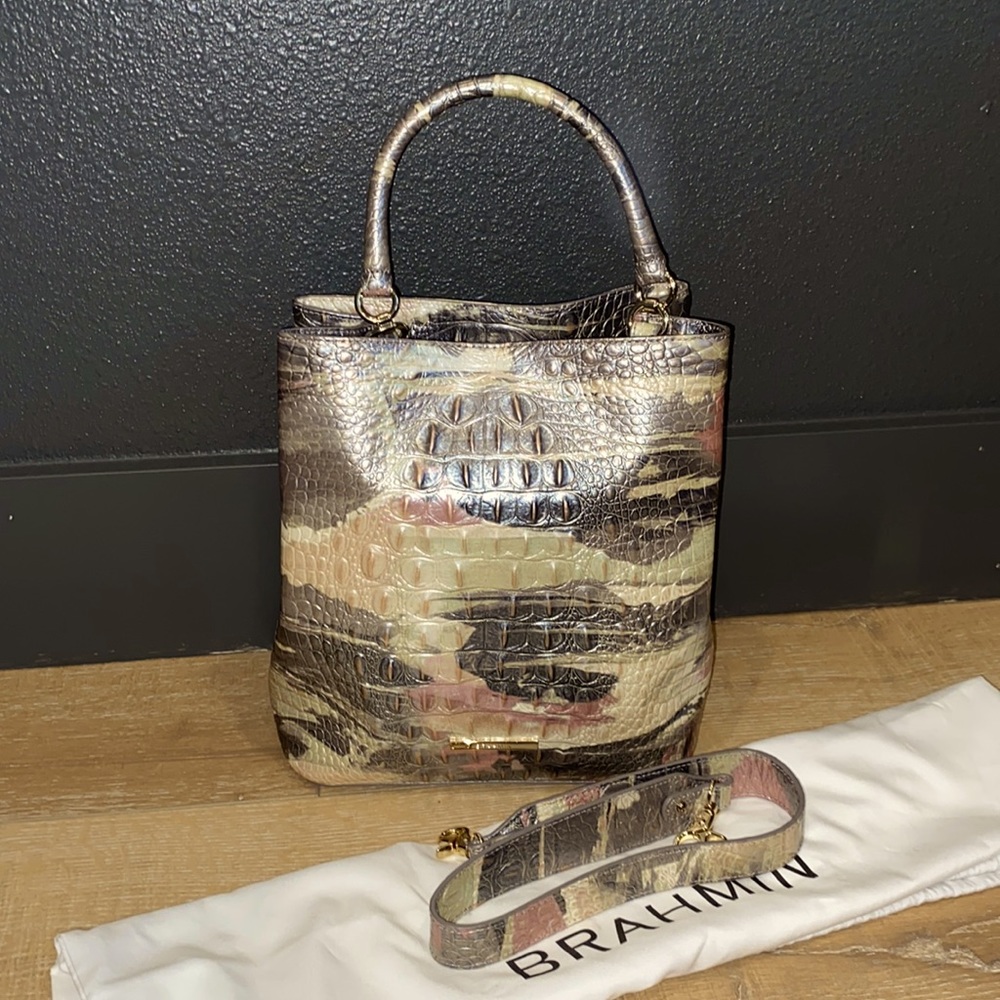 Brahmin Amelia Muse Melbourne bucket bag Purse